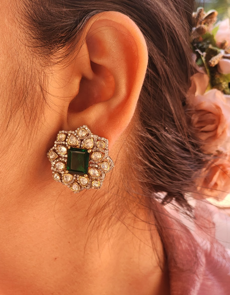 925 Silver Verak Emerald Polki Stud Earrings - Amrrutam Jewellery