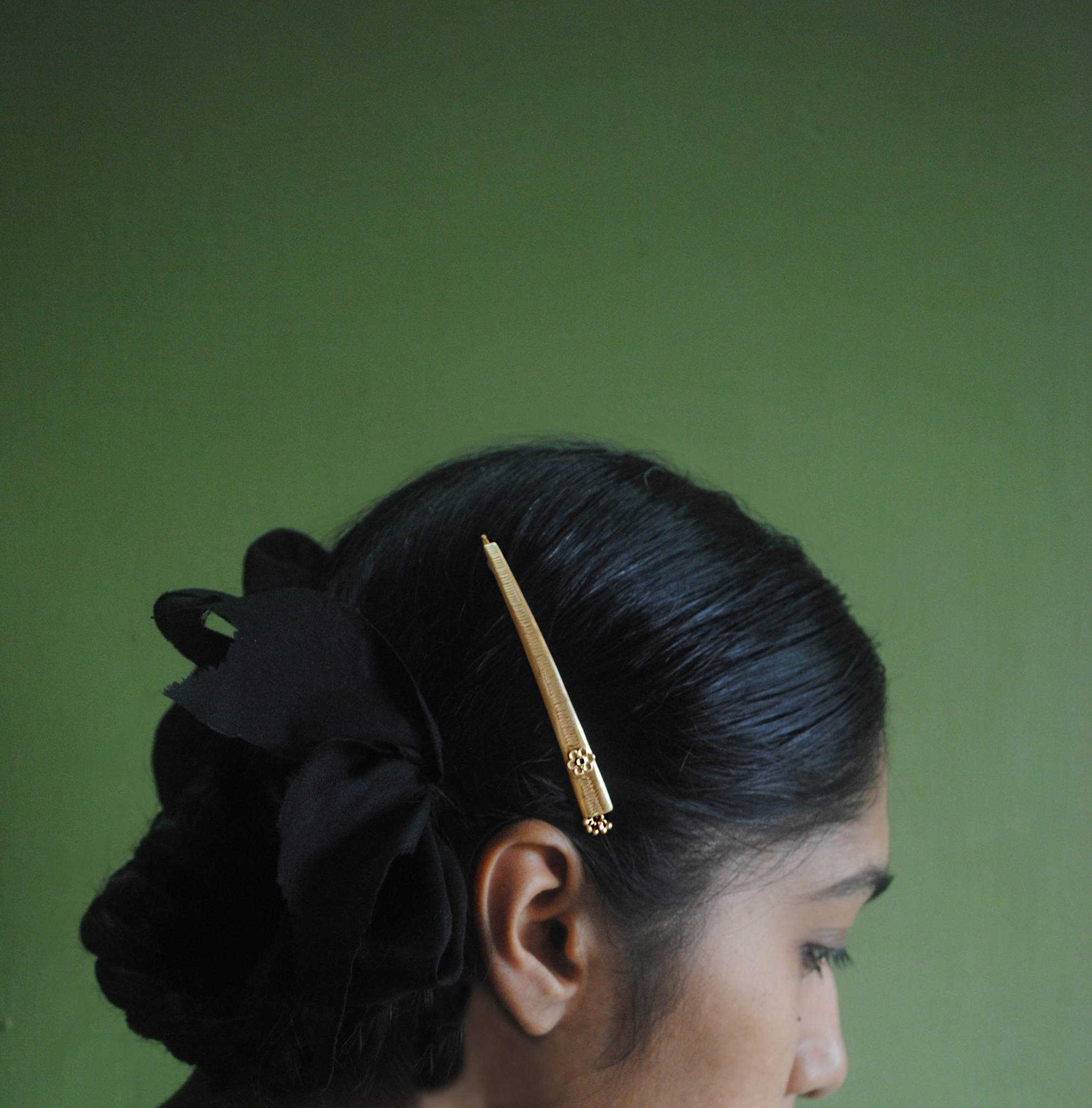Triangular Hairclip Chilai (Pair) - Amrrutam